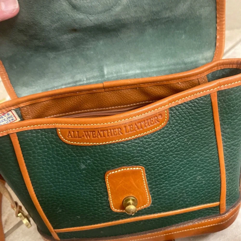 Dooney & Bourke Vintage All Weather Leather Green Tan Crossbody Bag Duck Fob